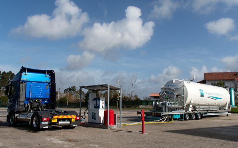 Mobile station for NLG