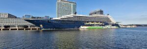 Titan ship-to-ship bunkering of Ritz-Carlton Yacht Collection's Ilma 